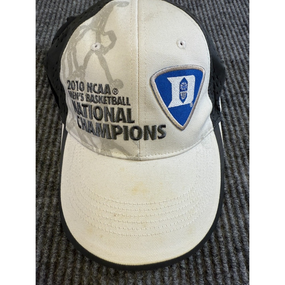 Nike Duke Fitted Hat 2010 NCAA Men's Basketball National Champions Cap Stretch